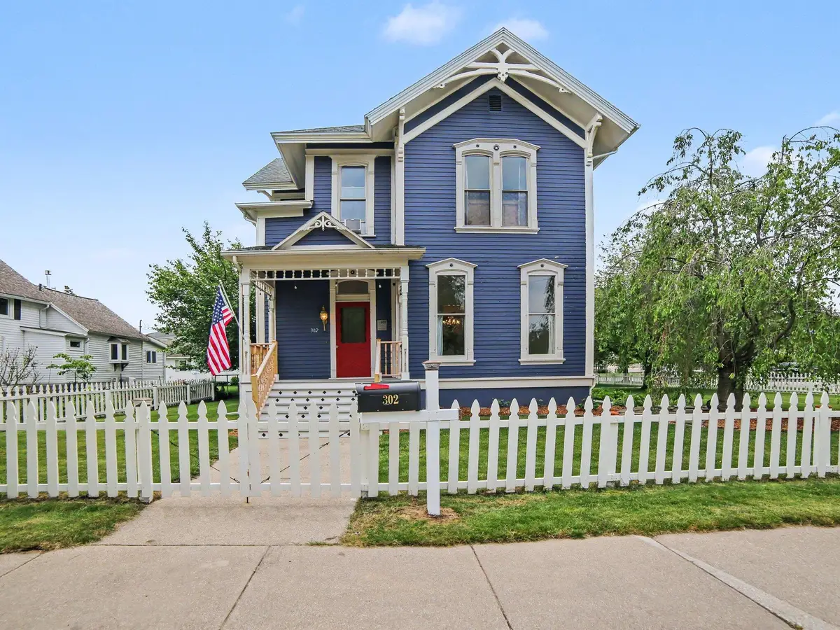 302 E Court Street, Ludington, MI 49431 - #1