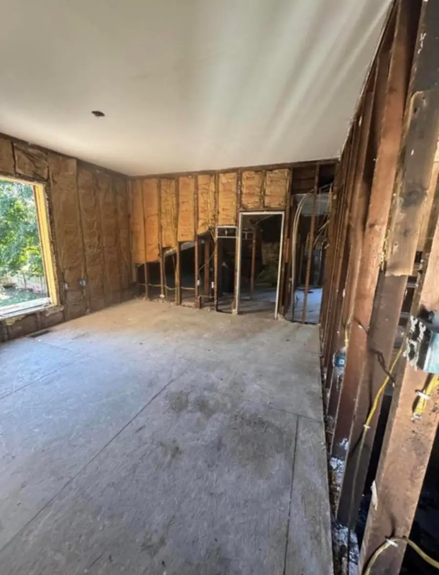 606 8th Street, Three Rivers, MI 49093 - #3