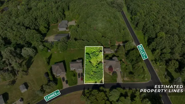 107 Cannes Drive, Brooklyn, MI 49230