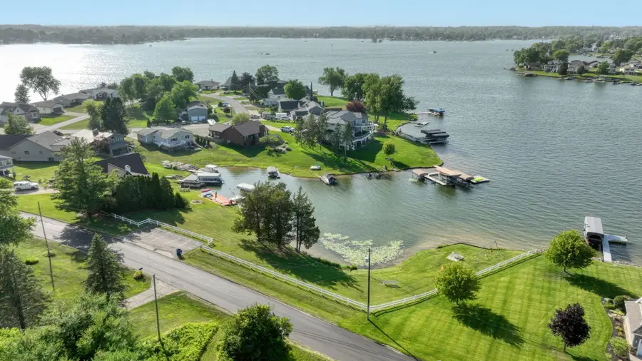 107 Cannes Drive, Brooklyn, MI 49230 - #3