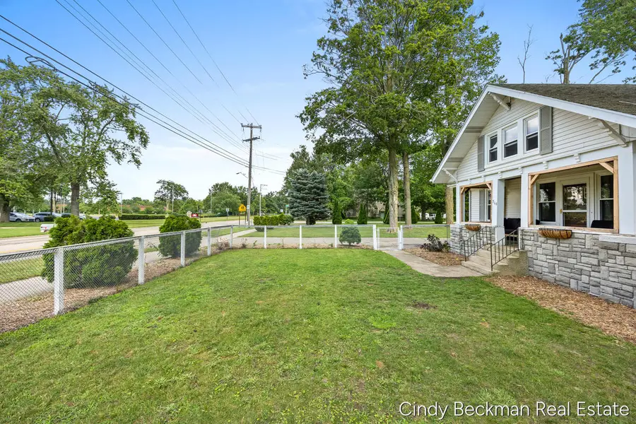 368 E 24th Street, Holland, MI 49423 - #3