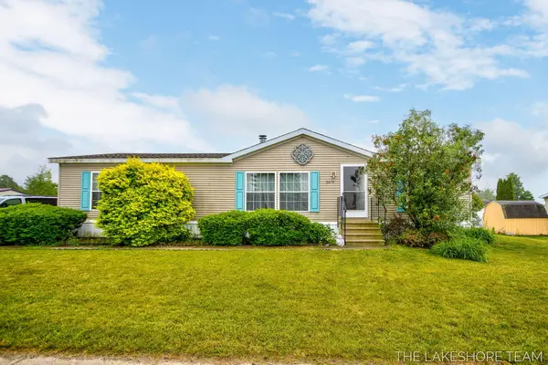 3274 Barbaray Way, Holland, MI 49424