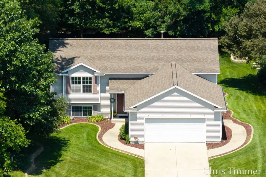 9777 Jane Drive, Zeeland, MI 49464 - #3