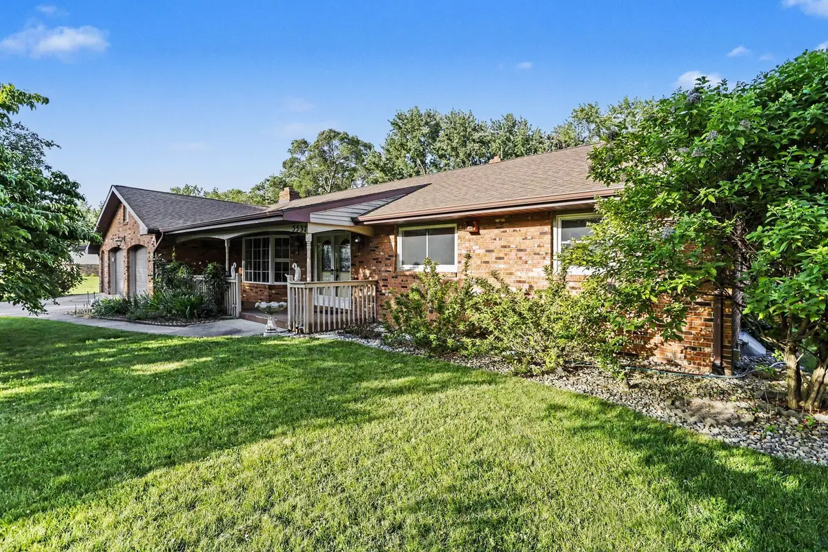 5537 Dennis Street, Stevensville, MI 49127 - #1