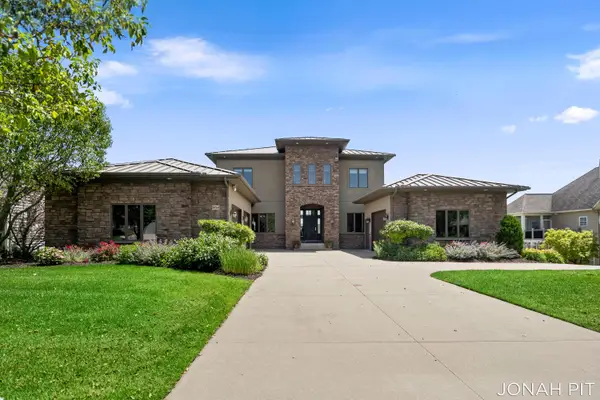 5714 Nelson Drive, Hudsonville, MI 49426