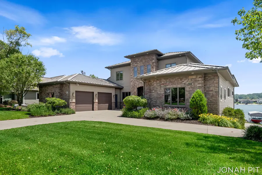 5714 Nelson Drive, Hudsonville, MI 49426 - #3