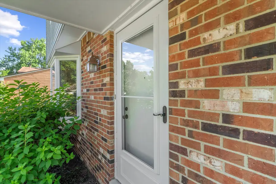 9231 Abbey Lane, Ypsilanti, MI 48198 - #3