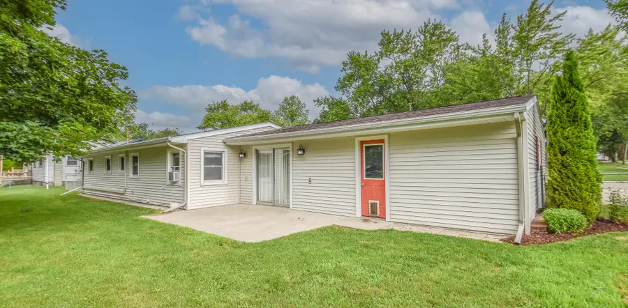 11 E Liberty Street, Quincy, MI 49082 - #2