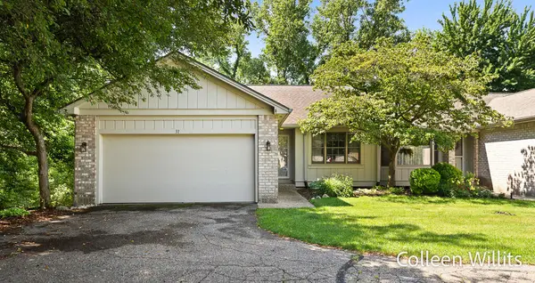 31 Skyline Circle Nw, Grand Rapids, MI 49504
