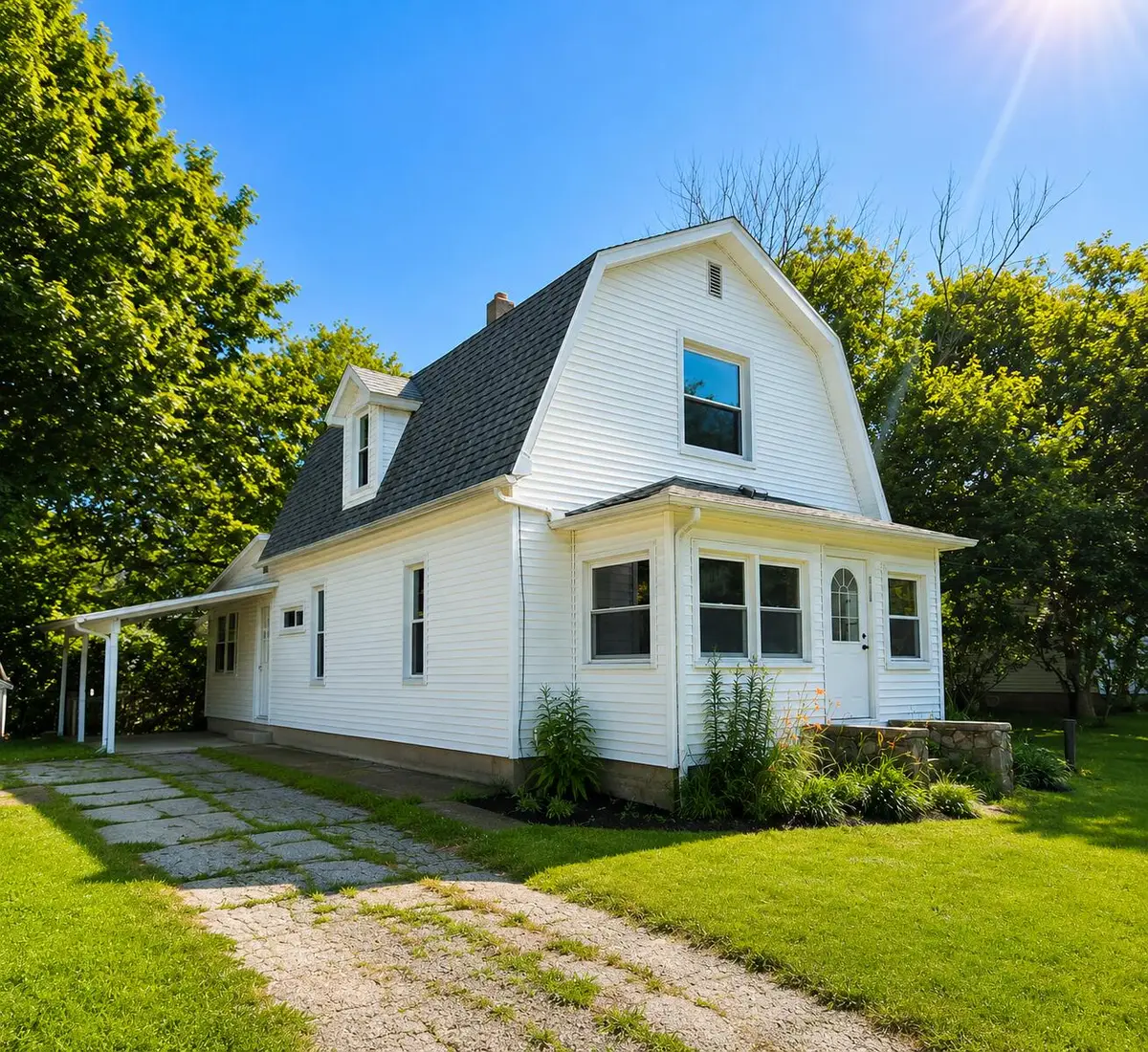 312 W 7th, Munith, MI 49259 - #1