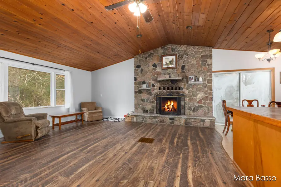 4405 W 116th Street, Grant, MI 49327 - #3