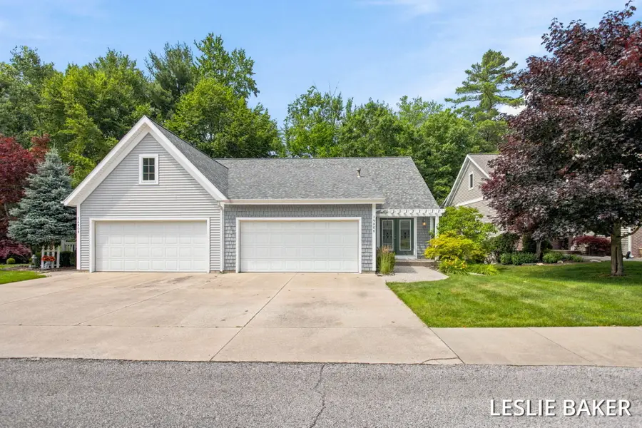 14806 Woodswalk Court #18, Spring Lake, MI 49456 - #2