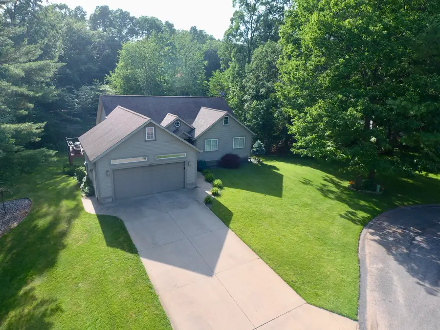 6829 Wintergreen Drive, Fruitport, MI 49415 - #2