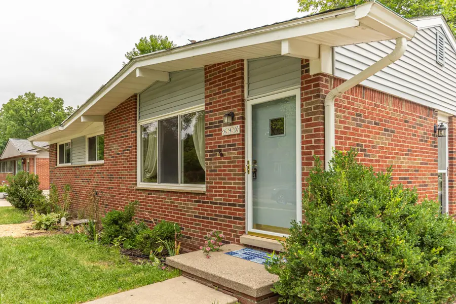 640 Dellwood Drive, Ann Arbor, MI 48103 - #2