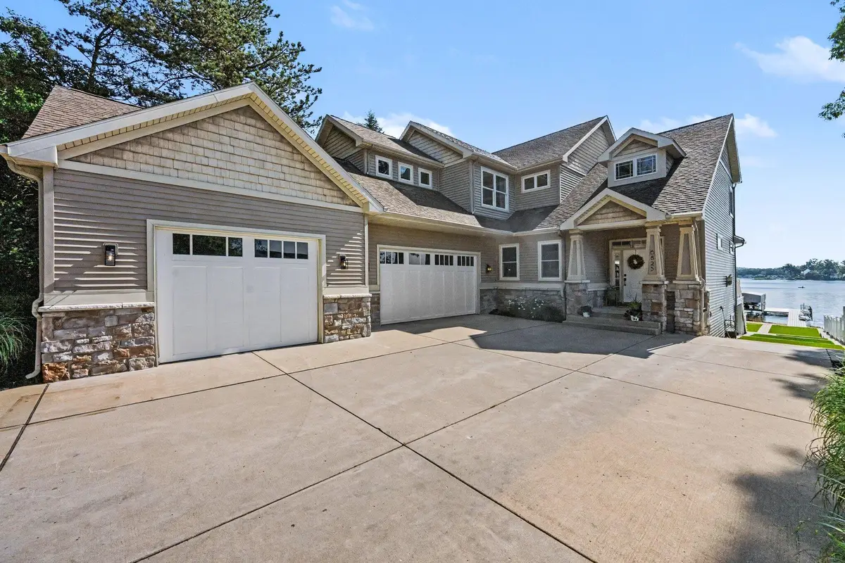 6825 S 3rd Street, Kalamazoo, MI 49009 - #1