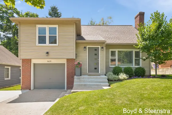 1629 Sylvan Avenue Se, Grand Rapids, MI 49506