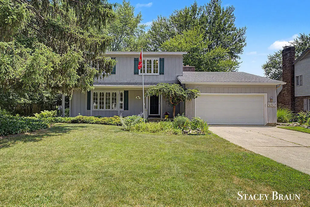 2136 Rolling Hills Drive Se, Grand Rapids, MI 49546 - #1