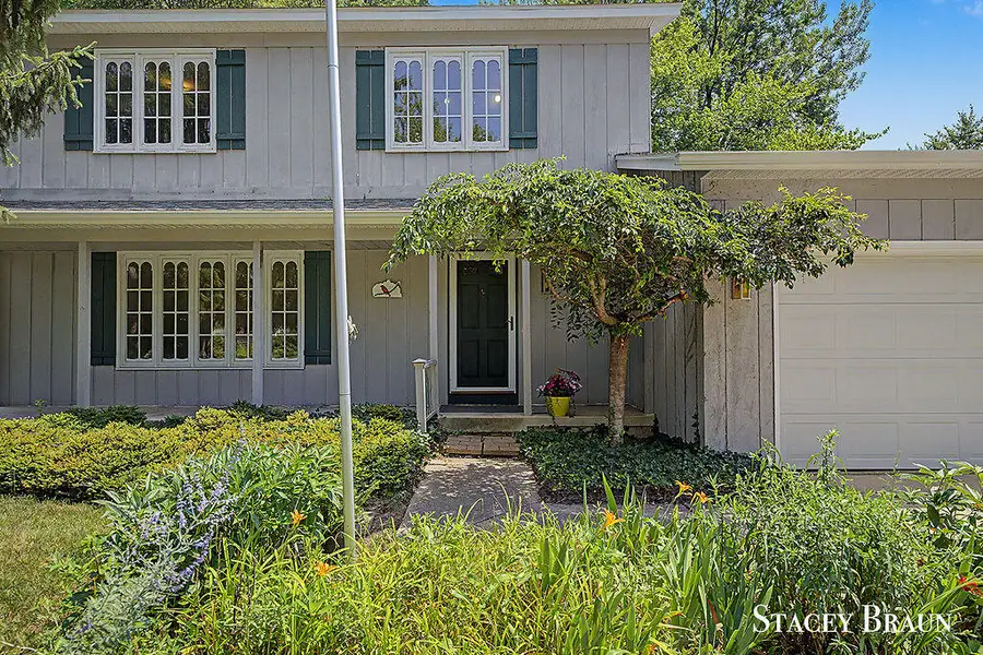 2136 Rolling Hills Drive Se, Grand Rapids, MI 49546 - #2
