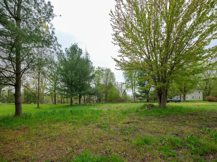 11971 S 39th Street, Vicksburg, MI 49097 - #3