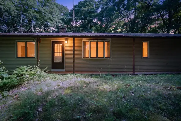 11699 Forestwood Drive Ne, Cedar Springs, MI 49319
