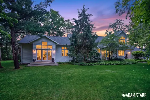 3896 Croton Drive, Newaygo, MI 49337