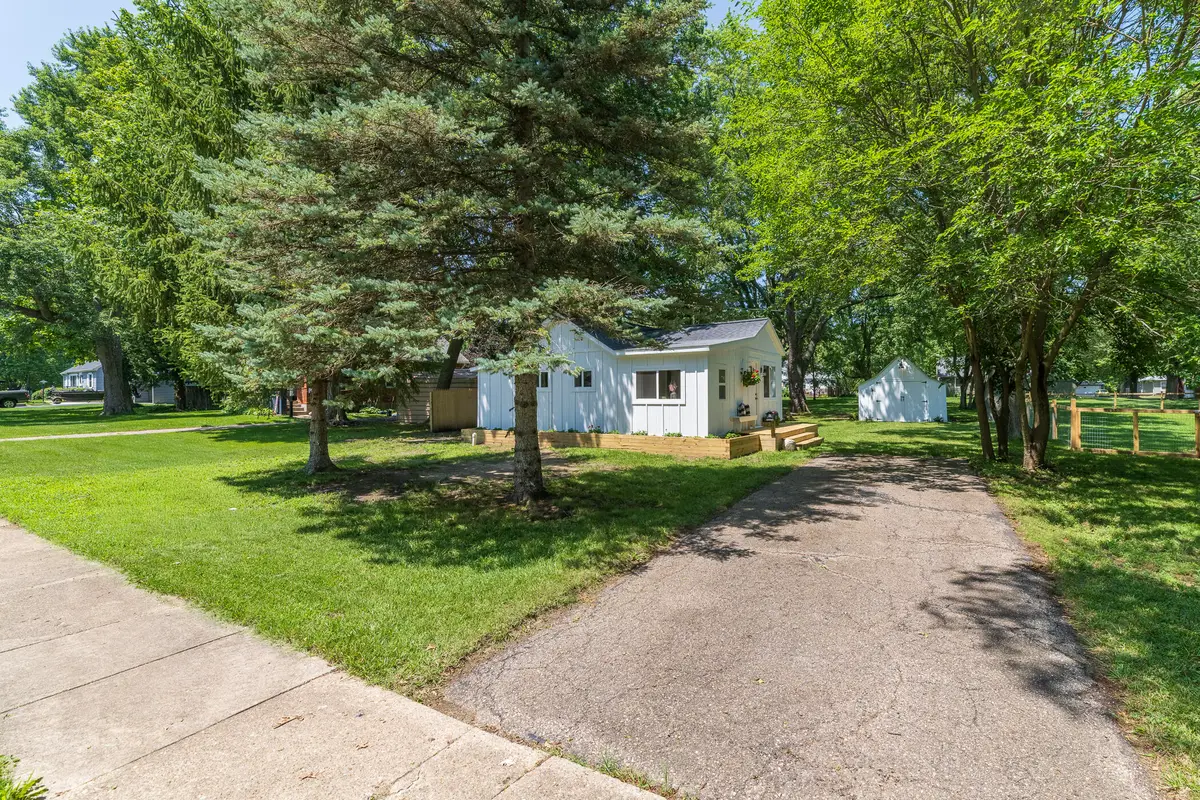 428 W Morrell Street, Otsego, MI 49078 - #1