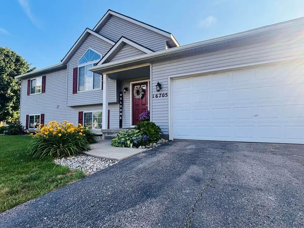 16705 Antler Drive Ne, Cedar Springs, MI 49319 - #1