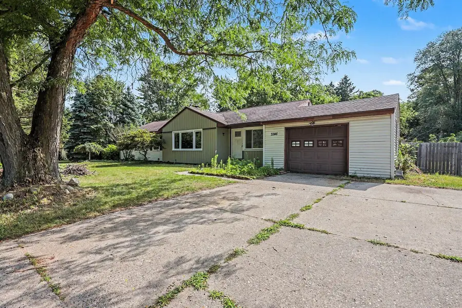 3346 Dean Lake Avenue Ne, Grand Rapids, MI 49525 - #2