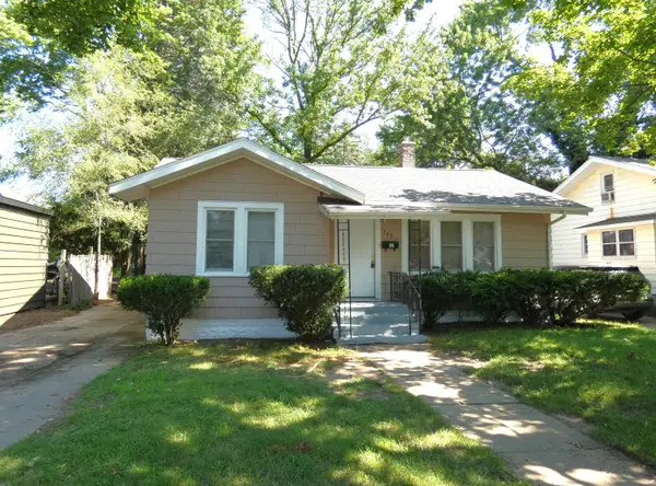 183 Searles Avenue, Benton Harbor, MI 49022