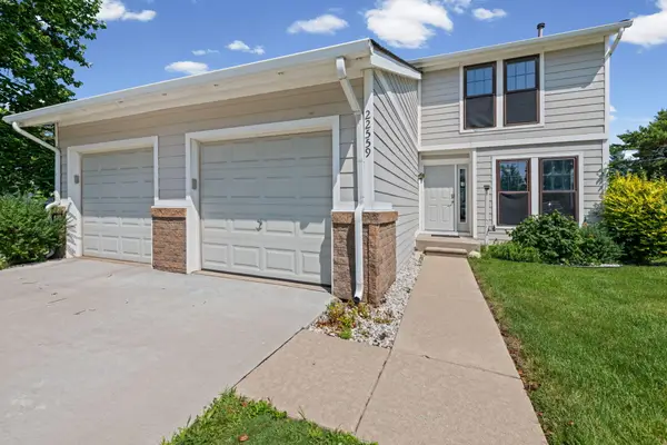 22559 Cranbrooke Drive, Novi, MI 48375