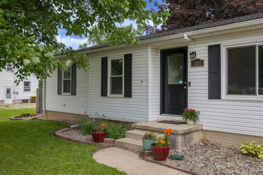1205 Sunset Drive, Tecumseh, MI 49286 - #3