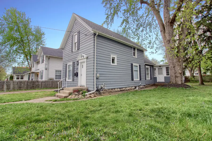 127 Bates Street, Jackson, MI 49202 - #3