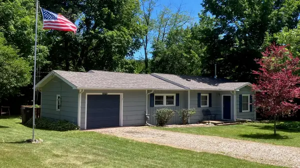 69179 Section Street, Edwardsburg, MI 49112