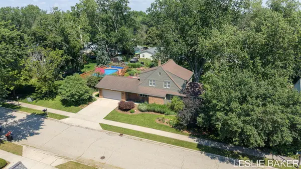 337 N Colonial Street, Zeeland, MI 49464