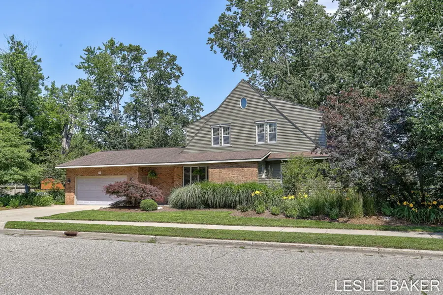 337 N Colonial Street, Zeeland, MI 49464 - #3