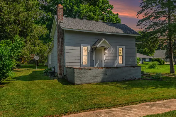 226 W Dibble Street W, Marcellus, MI 49067