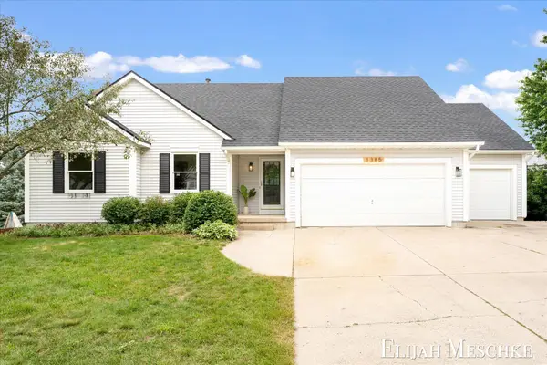 1385 Shaw Court Ne, Rockford, MI 49341