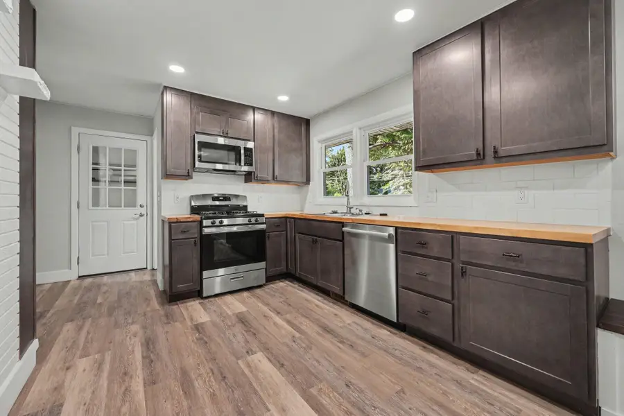 2639 Rockhill Drive Ne, Grand Rapids, MI 49525 - #2