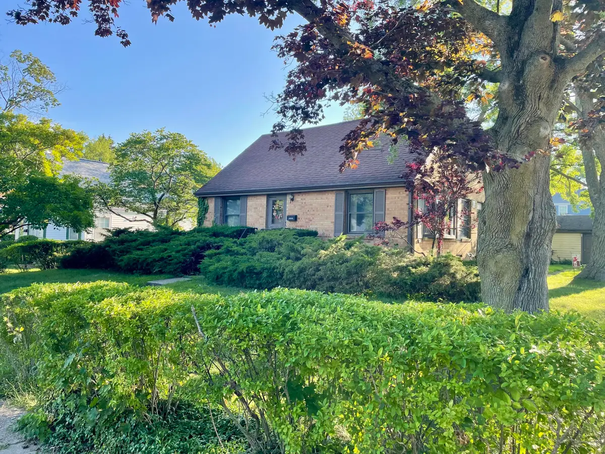 2308 Coles Avenue, Saint Joseph, MI 49085 - #1