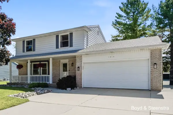 1810 Amberina Drive, Lansing, MI 48917