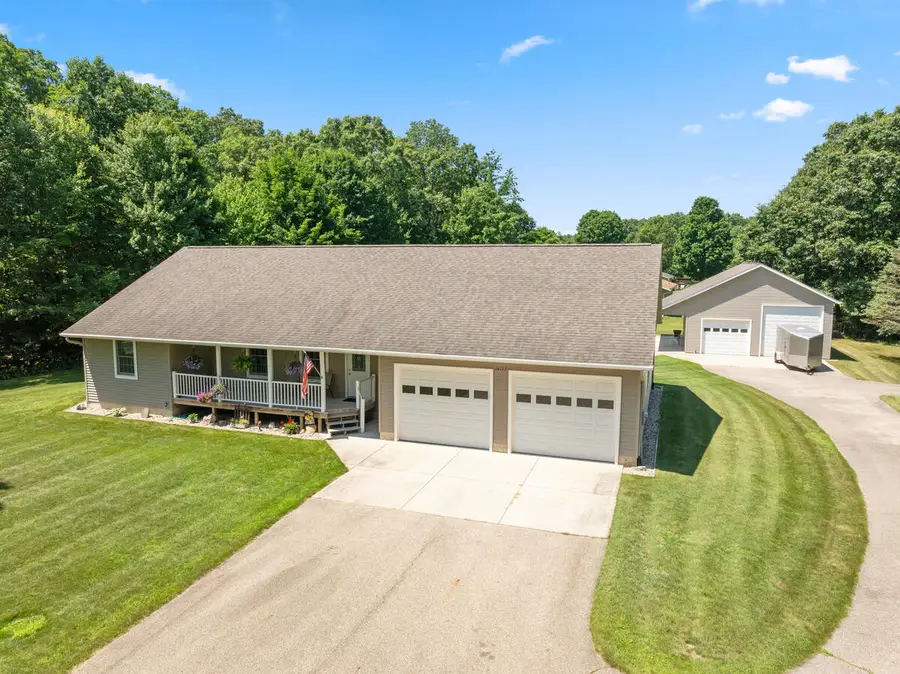 14113 136th Avenue, Grand Haven, MI 49417 - #2