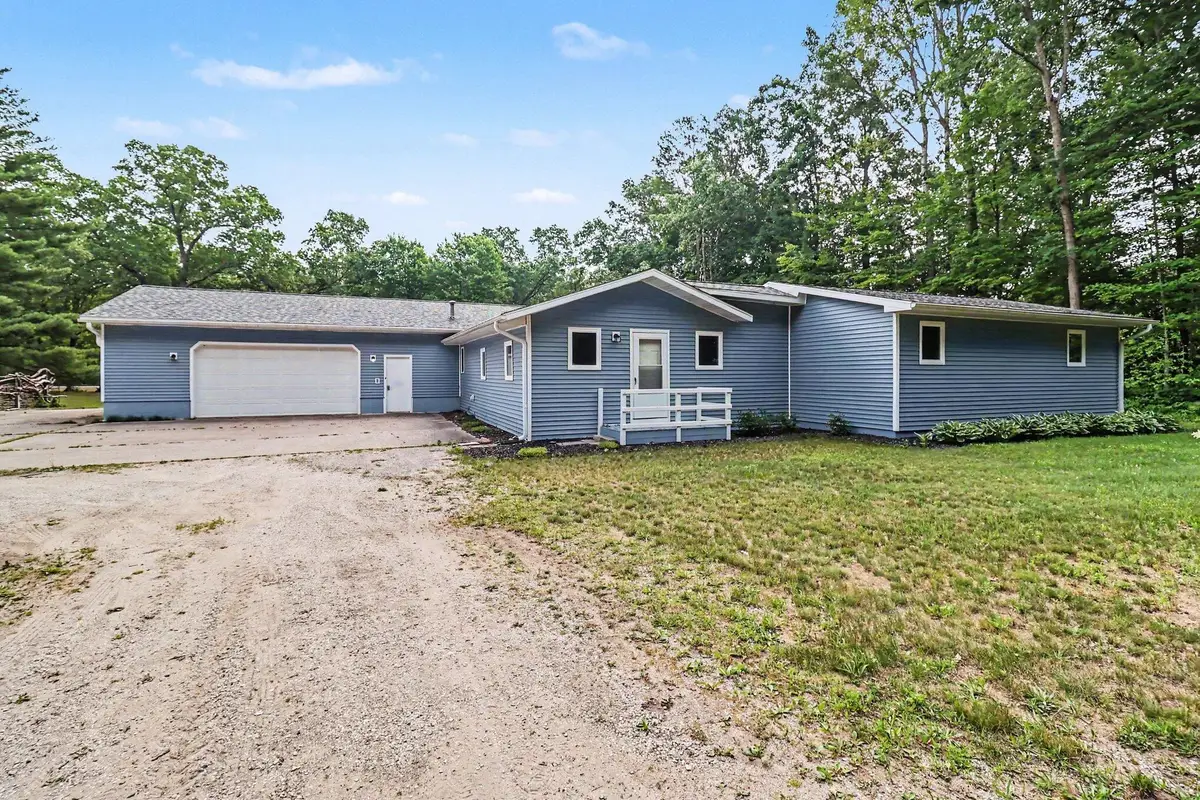 290 N Benson Road, Fountain, MI 49410 - #1