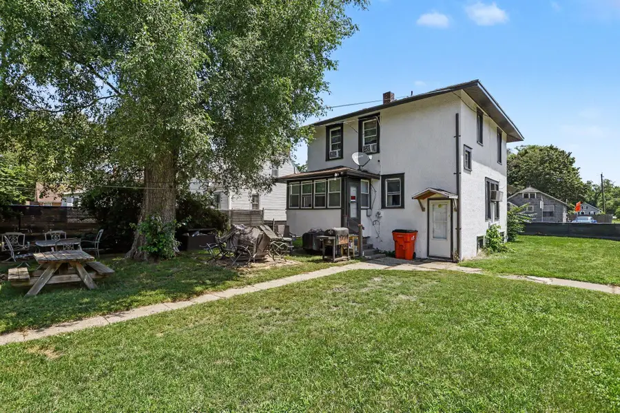 994 Columbus Avenue, Benton Harbor, MI 49022 - #3