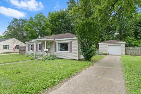 2129 Lewis Drive, Niles, MI 49120
