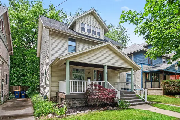 47 Carlton Avenue Se, Grand Rapids, MI 49506