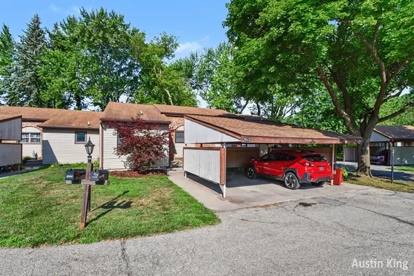 2643 Chatham Woods Se, Grand Rapids, MI 49546