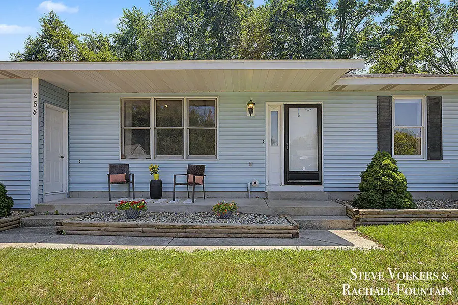 254 Elemeda Street, Holland, MI 49424 - #2