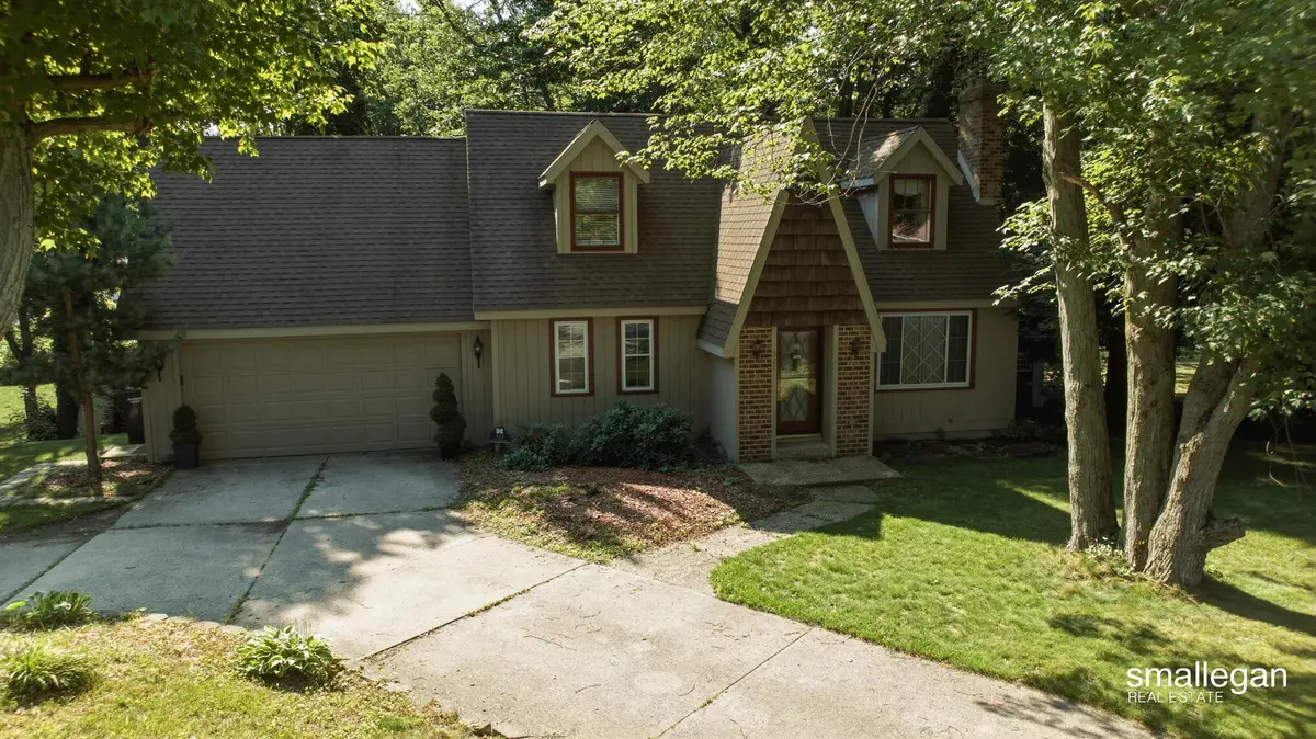 827 Shadybrook Drive, Holland, MI 49424 - #1