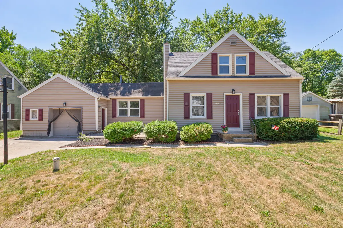 1055 Loren Road, Adrian, MI 49221 - #1