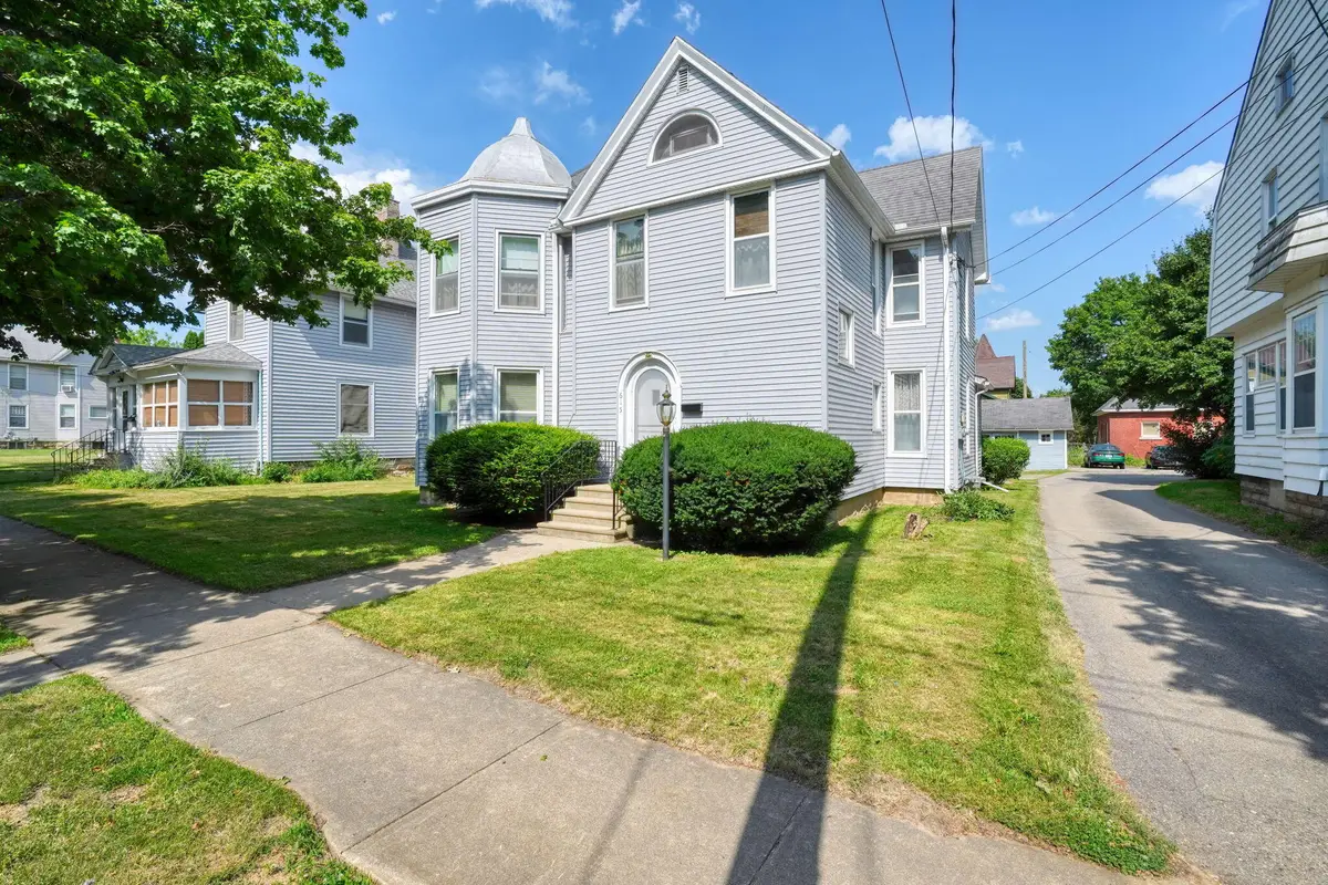 615 2nd Street, Jackson, MI 49203 - #1